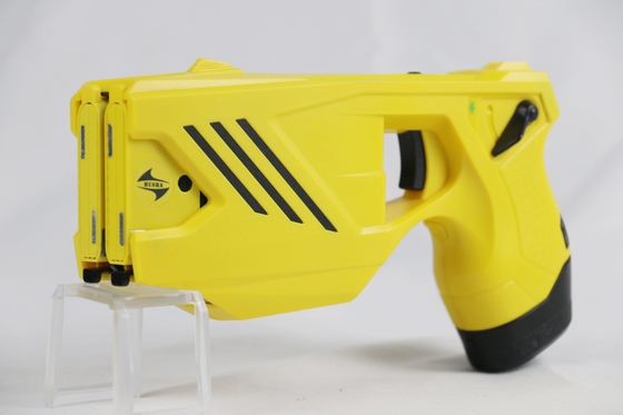kupować Wielotaktyczny pistolet zastraszający z użyciem sprayu pieprzowego i zdalnego sterowania. produkcja online